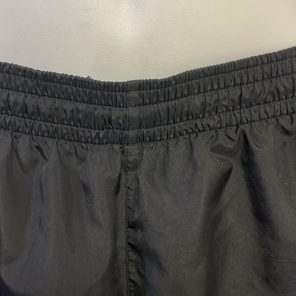 Nike Women’s Black/Gray Athletic Shorts with Built-in Drawstring Shorts- Medium - Picture 3 of 16
